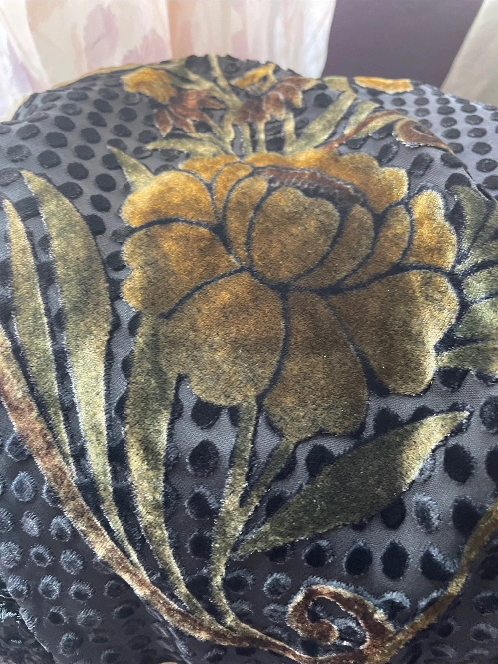 VTG CANDY CAPRICE SILK VELVET BURNOUT SCARF
